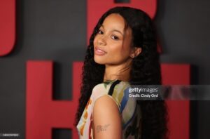 Myha'la Instagram - ladies and gentlemen.. her. 

Buss down by @codyaainey 
Beat by @tuddynana 
Snatch by @treasuresofnyc 
Genes by @beautyandthegarden 

Sos, inches got me acting different 👉🏾👈🏾🥲💗

Anywayyy sooo Leave the World Behind is in theaters now and on @netflix Dec 8