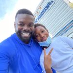 Mylo Uschold Instagram - If y’all don’t know, y’all better know @aminjoseph #setlife #snowfall #unclejerome #greatactor #moviedad