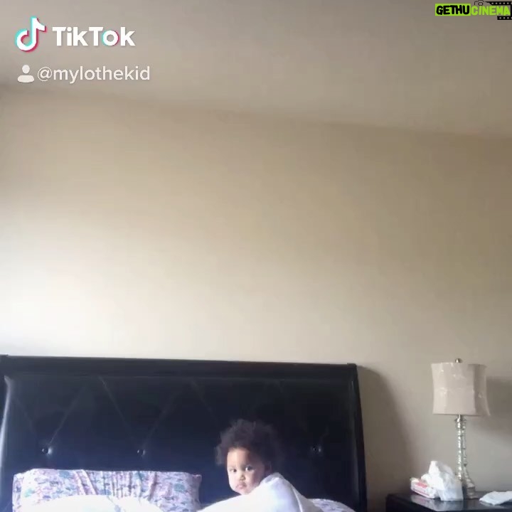Mylo Uschold Instagram - Wake up like this #dance #creative