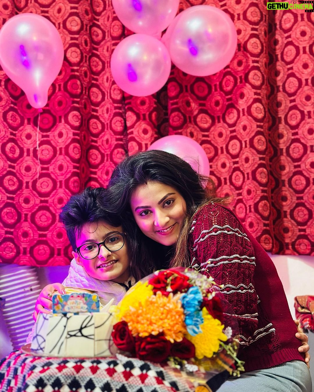 Nabanita Malakar Instagram - Happy birthday Love..🎂❤️ Words are not enough to describe my feelings for you.. you’re not my sister, you’re another part of me.. May God help you achieve everything you need.. Happy Birthday once again Bunu.. ❤️❤️❤️❤️❤️🧿🧿🧿🧿🧿 #birthday #possitivevibes #love #happiness #family #instagram #instagood #instadaily #nabanitamalakar #nabanitamalakar09 #nabanitamalakarofficial #nabanitamalakardoyel