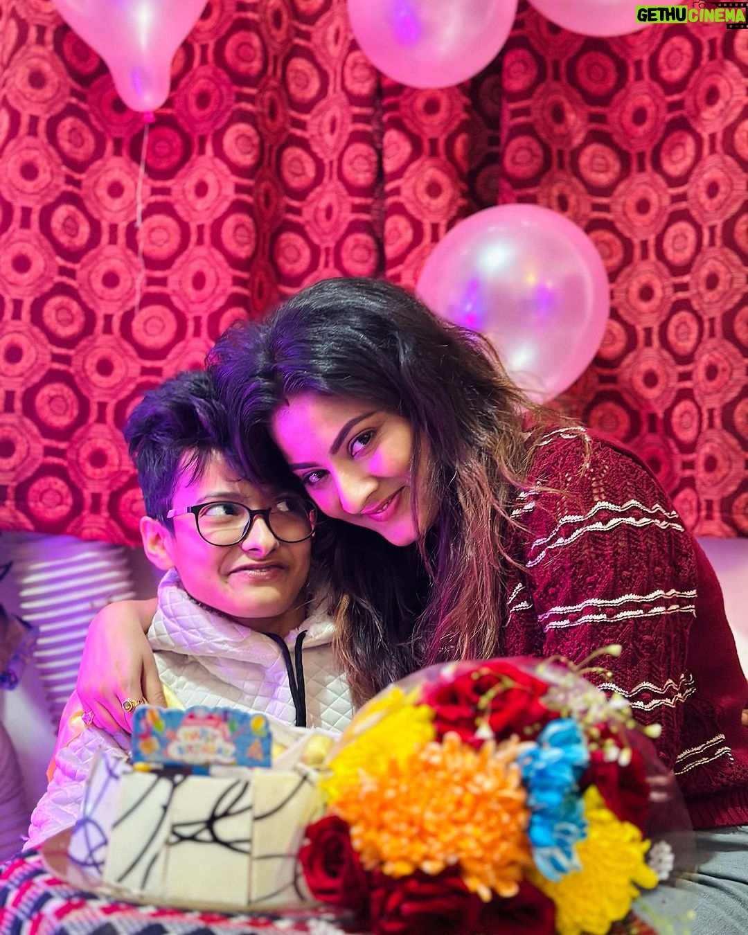Nabanita Malakar Instagram - Happy birthday Love..🎂❤️ Words are not enough to describe my feelings for you.. you’re not my sister, you’re another part of me.. May God help you achieve everything you need.. Happy Birthday once again Bunu.. ❤️❤️❤️❤️❤️🧿🧿🧿🧿🧿 #birthday #possitivevibes #love #happiness #family #instagram #instagood #instadaily #nabanitamalakar #nabanitamalakar09 #nabanitamalakarofficial #nabanitamalakardoyel
