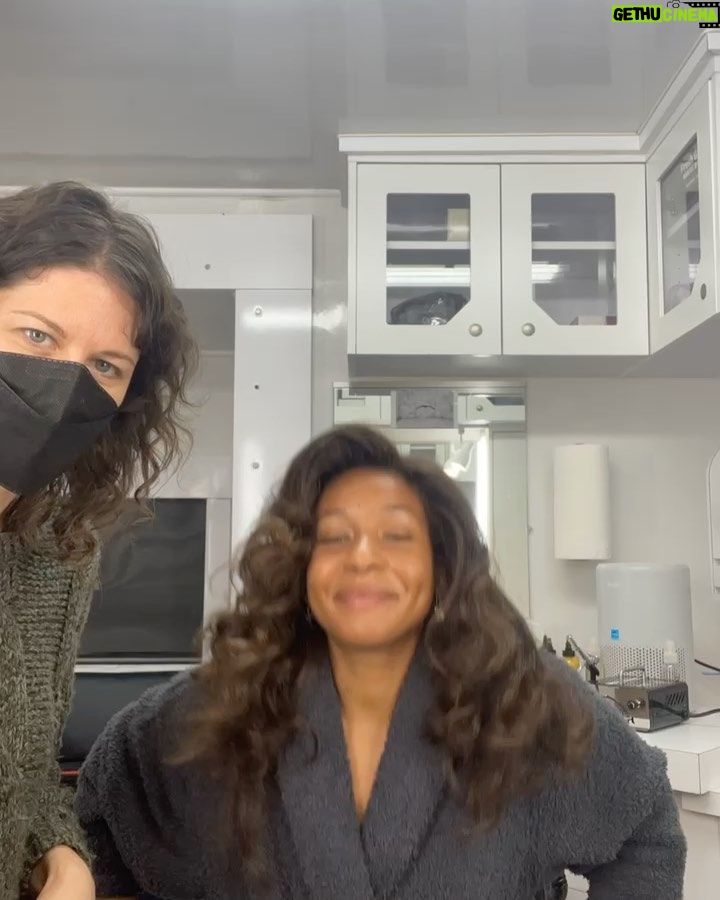 Nabiyah Be - 10.5K Likes - First 3 episodes of @daisyjonesandthesix are now streaming on @primevideo ! 1) Simone posing with her first album at @thetroubadour 2) studio rehearsal for Song For You at @soundcitystudios , Riley was recording next door and caught the rehearsal while on break 3) BTS of when Daisy and Simone first met and Riley was SO HAPPY because we got Vegan Pizza on set! 4) and 5) me doing a terrible job of showing the house party in which Simone and Bernie ( @ayesharaasheed ) first meet. 6) Simone posing with her first album’s track list 7) Simone and Daisy’s first performance together, Daisy’s first performance ever 8) @rebeccawmakeup giving me the glam 9) Riley being a professional napper at 3:30 am 10) me at Simone’s apartment in which I actually don’t show you the apartment at all 🤪