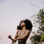 Nabiyah Be Instagram – The face of nutrition. Been home for almost two months and as it always goes, there have been more moments in full presence than photos at hand. All I know is that hope is a muscle and that there are always hidden gems ready to be found in our motherland. Eu mesma, só agradeço. Brasil