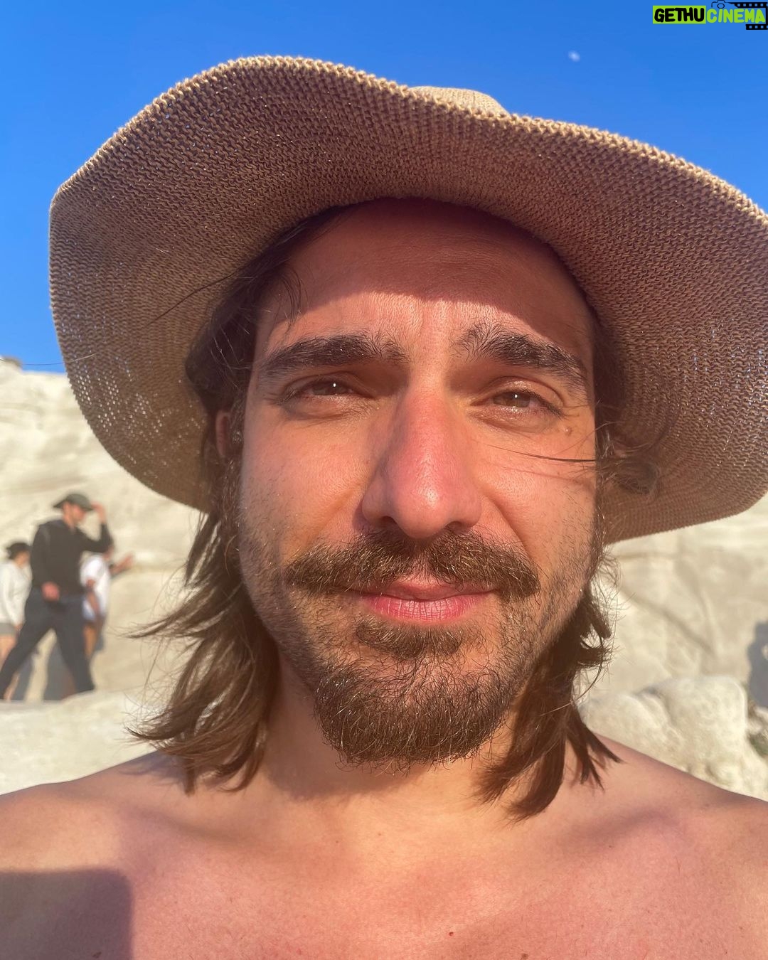 Nabiyah Be Instagram - φασόλι, σκληρή δουλειά, αγάπη, φασόλι, περιπέτεια, μπακλαβάς, δουλειά, φασόλι Greece