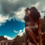 Nabiyah Be Instagram – 4 months in Brazil. Half a pregnancy.