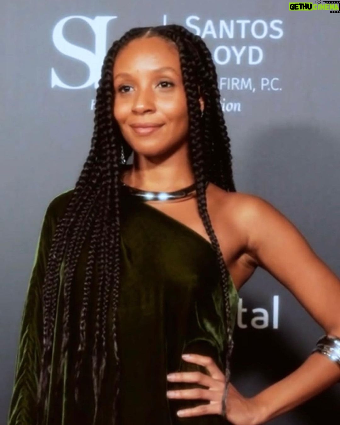 Nabiyah Be Instagram - Thank you @hbrfilmfest for a beautiful opening night and a whole week of celebrating Brazilian Cinema. Obrigada @talizesayegh por reviver nossa reverência ao cinema brasileiro e pela belíssima vitrine para o mundo. . Styling @jacquietrevizo Academy Museum of Motion Pictures