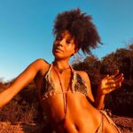 Nabiyah Be Instagram – 4 months in Brazil. Half a pregnancy.