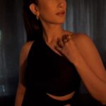 Namita Dubey Instagram - Before the coffee gets cold ☕️ 🤍🤍🤍 Makeup Artist: @niyati_kothari Videos/photos: @pehelaggarwal Hair: @pratikshamuchandikar Styling: @shefalideora_ Outfit: @anshikatakofficial Jewellery: @anantayabymani @twylatreasures Styling Assitant: @esha_baldota