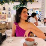 Namita Dubey Instagram - Very economical with my smile, rightly evoked by food and other inanimate stuff only 💁‍♀️ @alistclub 📍 @bizza.mumbai