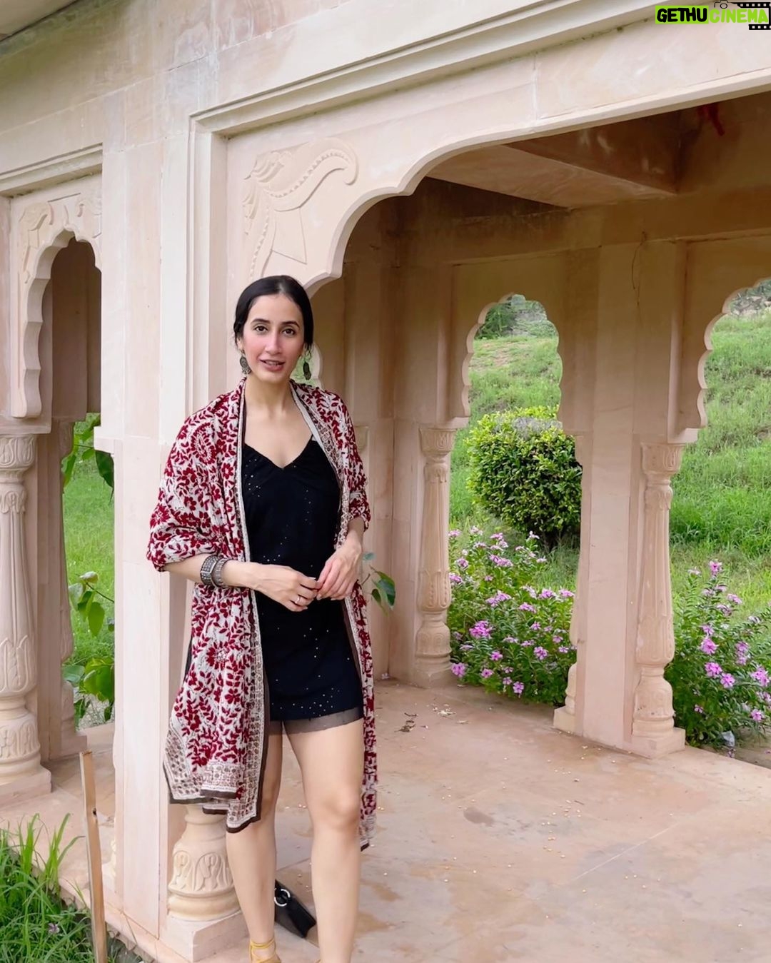 Namita Dubey - 36.2K Likes - 60% of my life contains blissful mundanities so the rest has to cover intense excitement:)
Sharing that only✨
Hosted by @rajasthalijaipur
PR @khyathisolutions
#hosted #collaboration