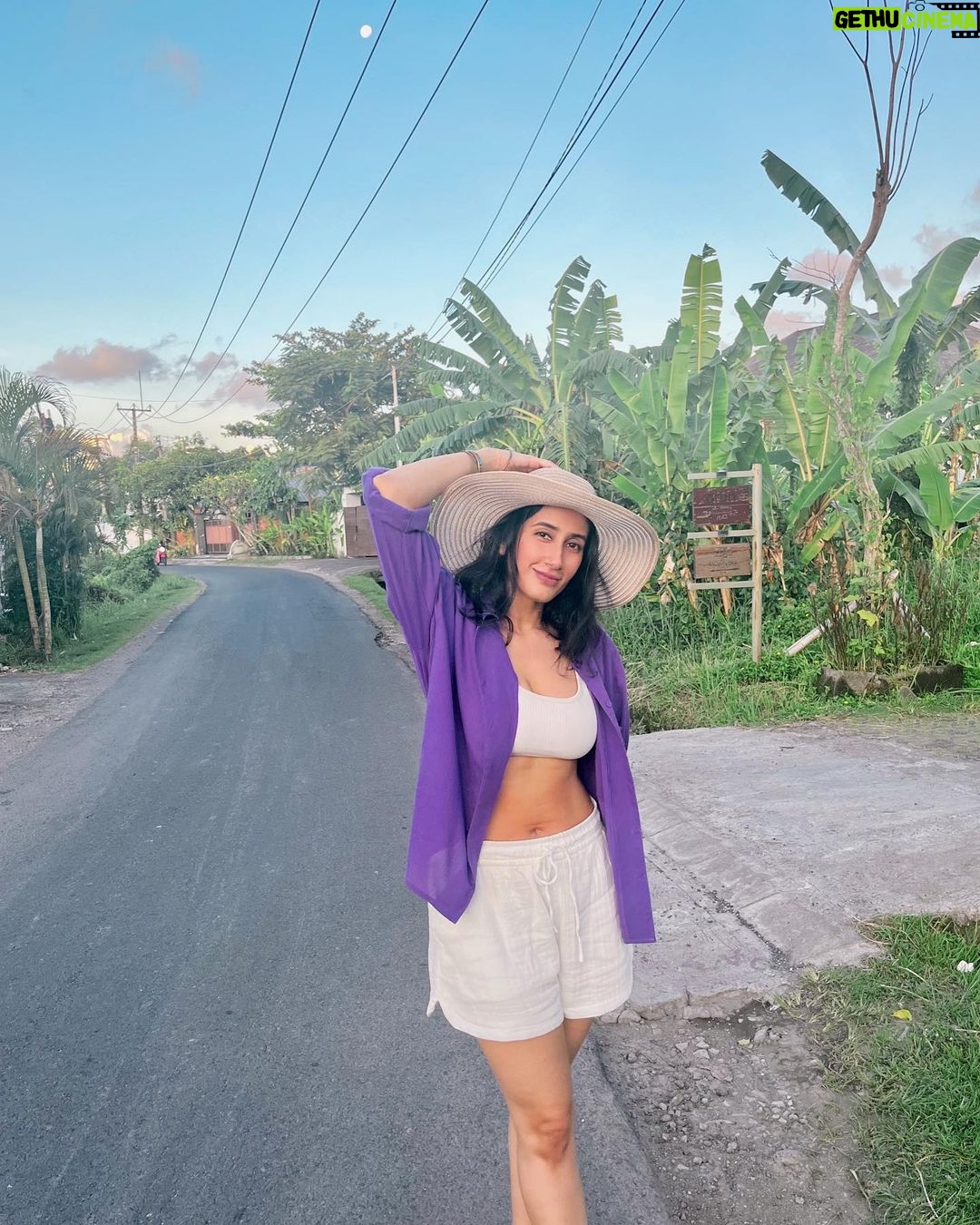 Namita Dubey - 34.2K Likes - A walking embodiment of imperfections against a perfectly cascading tropical bloom 🌴🌴🌴