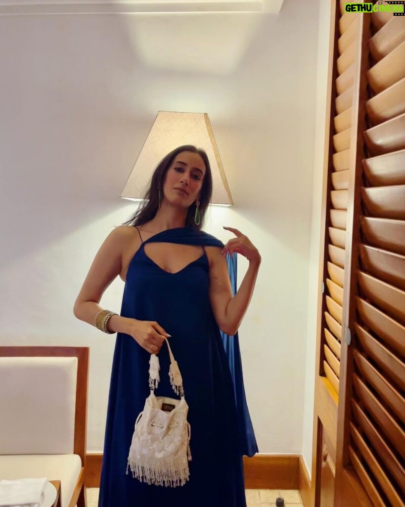 Namita Dubey Instagram - Caressed by the moon & ocean ✨ Wearing my favourite @maitishahani Bag: @eena.official @tlmconsultancy
