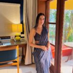 Namita Dubey Instagram - Quick snapshots of my transitory confidence that got squandered soon after :) Saree: @amrtaofficial