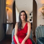 Namita Dubey Instagram - That birthday of life where I’m right at the fulcrum of growing maturity+existential crisis in equal measures. Funny, interesting, pointless and a whirlwind- life is good. A stray realisation is that 🧿🧿🧿 is the best emoji for all of us. (I did mention maturity at the outset) Thank you for all the birthday love errbody 🤍