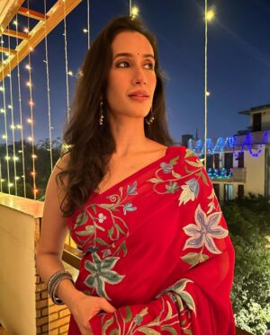 Namita Dubey Instagram - It is morally incumbent upon me to share a photoshoot done by mom 🫡