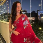 Namita Dubey Instagram - It is morally incumbent upon me to share a photoshoot done by mom 🫡