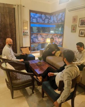 Namita Dubey Instagram - From the diaries of Dhairya-the one who truly exemplifies her name 🤍 

Thank you :
@theviralfever @arunabhkumar @koshyvijay @shreyansh.pandey @beevamahajan @yashikakakkar @ashutoshchaturvedi @tengam_celine_koyu @gauravrungta