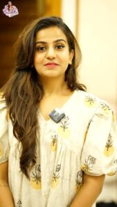 Namratha Gowda Instagram - ನಿಮ್ಮ ಪ್ರತಿಯೊಂದು ಹೆಜ್ಜೆಯೂ ಸುಖಕರವಾಗಿರಲಿ. ಕನಸುಗಳು ಈಡೇರಲಿ, ಹೊಸ ವರ್ಷ ನಿಮ್ಮ ಜೀವನದಲ್ಲಿ ನವೋಲ್ಲಾಸ ತುಂಬಲಿ.ಹೊಸ ವರ್ಷದ ಶುಭಾಶಯಗಳು. @colorskannadaofficial @officialjiocinema #bbk10 #biggboss #season10 #colorskannada #jiocinema #namrathagowda #newyear #2024