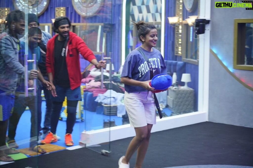 Namratha Gowda Instagram - Captain Namratha in the Bigg Boss House 😍 Finally the Captaincy room is opened after a long break !! Congratulations again Nammu❤️🪬🧿 @colorskannadaofficial @officialjiocinema #bbk10 #biggboss #season10 #colorskannada #jiocinema #namarathagowda #relentkreationz