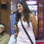 Namratha Gowda Instagram - Well, that’s how you tell to the world what you are🥰 @colorskannadaofficial @officialjiocinema Sunday's outfit Styling:@likitha_suresh_ Outfit:@pixie_yard_couture_studio #bbk10 #biggboss #season10 #colorskannada #jiocinema #namarathagowda #nammu #relentkreationz