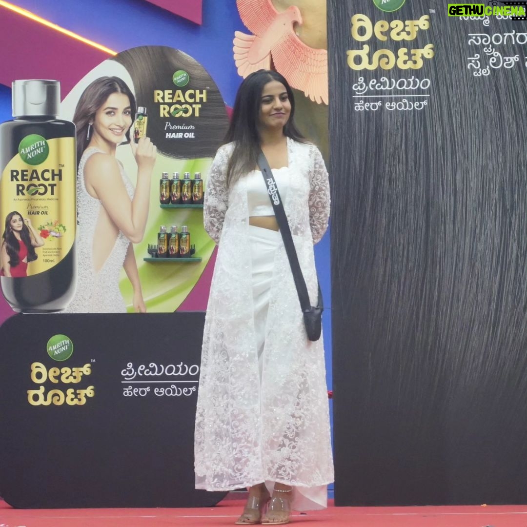 Namratha Gowda Instagram - She's out here crushing the competition beneath her designer heels π Styling:@likitha_suresh_ Wardrobe:@anvi_closet @colorskannadaofficial @officialjiocinema #bbk10 #biggboss #season10 #colorskannada #jiocinema #namratha #nammu #relentkreationz #trending