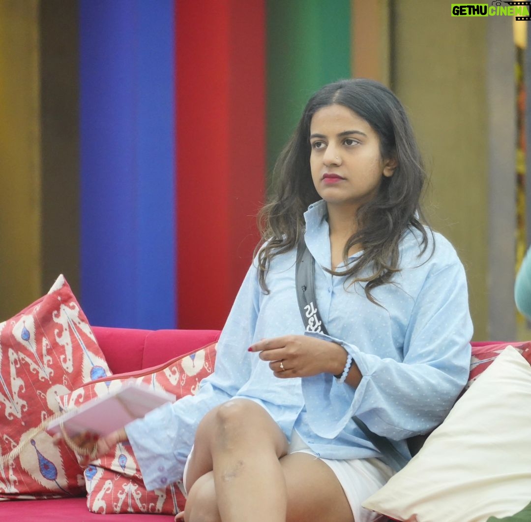Namratha Gowda Instagram - Your beauty radiates from within♥️ @colorskannadaofficial @officialjiocinema #bbk10 #biggboss #season10 #colorskannada #jiocinema #namarathagowda #namratha #nammu #trending #beautiful #relentkreationz