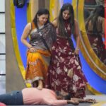 Namratha Gowda Instagram - Nammu slaying the style game like a queen 😉 @colorskannadaofficial @officialjiocinema Outfit: @sck_designer_studio Styling: @likitha_suresh_ #bbk10 #biggboss #season10 #colorskannada #jiocinema #namarathagowda #nammu #relentkreationz