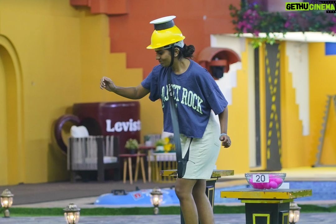 Namratha Gowda Instagram - Captain Namratha in the Bigg Boss House 😍 Finally the Captaincy room is opened after a long break !! Congratulations again Nammu❤️🪬🧿 @colorskannadaofficial @officialjiocinema #bbk10 #biggboss #season10 #colorskannada #jiocinema #namarathagowda #relentkreationz