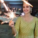 Nanditha Jennifer Instagram - Light of joy 🎇💥🎆 . . #sparking #smile #light #beautiful #diwali #instagram #instagood #blessed #thankyou #jesus