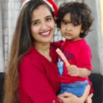 Nanditha Jennifer Instagram - May the magic of Christmas fill your home with warmth, your heart with love, and your life with laughter. Merry Christmas! 🎄🎄🎉🎊🎅🏼🎅🏼 . . . #blessed #christmas #merrychristmas #love #family #instagram #instagood #instadaily #thankyou #jesus