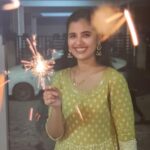 Nanditha Jennifer Instagram - Light of joy 🎇💥🎆 . . #sparking #smile #light #beautiful #diwali #instagram #instagood #blessed #thankyou #jesus
