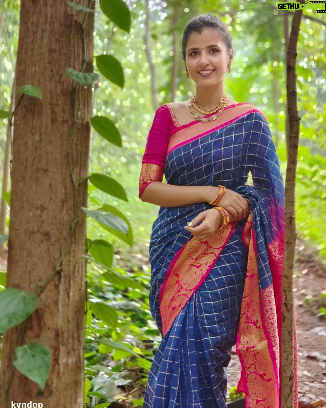 Nanditha Jennifer Instagram – @preethi.shapewear.in Saree