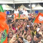 Narendra Modi Instagram - Warm welcome in Ahmedabad. There is great joy on the passage of the Nari Shakti Vandan Adhiniyam.