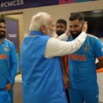 Narendra Modi Instagram - Met the Men in Blue after the World Cup Final. India stands with them today and always.