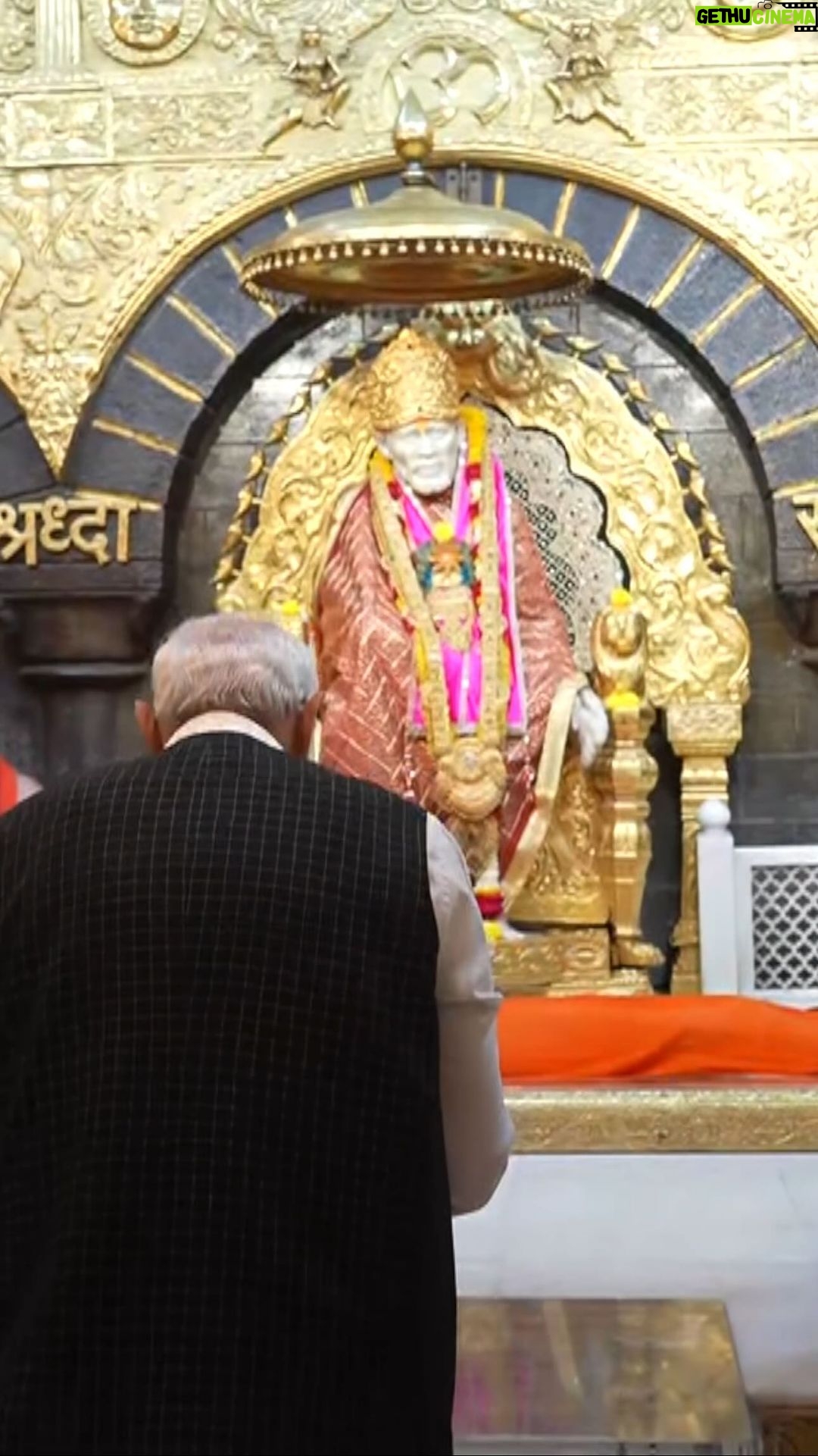 Narendra Modi Instagram - Blessed moments at Shri Saibaba Samadhi Temple in Shirdi.