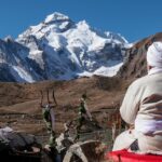Narendra Modi Instagram - उत्तराखंड में पिथौरागढ़ के पवित्र पार्वती कुंड में दर्शन और पूजन से अभिभूत हूं। यहां से आदि कैलाश के दर्शन से भी मन आह्लादित है। प्रकृति की गोद में बसी अध्यात्म और संस्कृति की इस स्थली से अपने परिवारजनों के सुखमय जीवन की कामना की।
