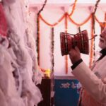 Narendra Modi Instagram - उत्तराखंड में पिथौरागढ़ के पवित्र पार्वती कुंड में दर्शन और पूजन से अभिभूत हूं। यहां से आदि कैलाश के दर्शन से भी मन आह्लादित है। प्रकृति की गोद में बसी अध्यात्म और संस्कृति की इस स्थली से अपने परिवारजनों के सुखमय जीवन की कामना की।
