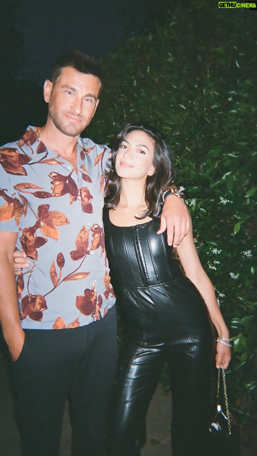 Natalee Linez - 22.5K Likes - i canāt compromise on this oneš
š love languages are reallll. #reelsinstagram #couples