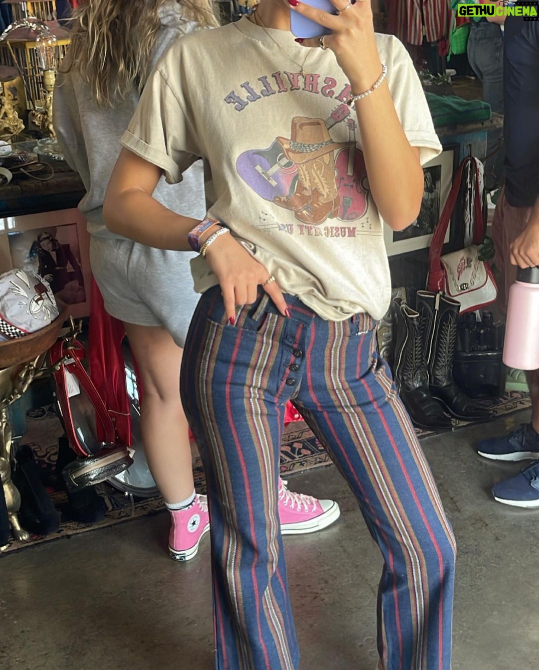 Natalee Linez - 2.5K Likes - my bucket list is v proud of this weekend 🤠