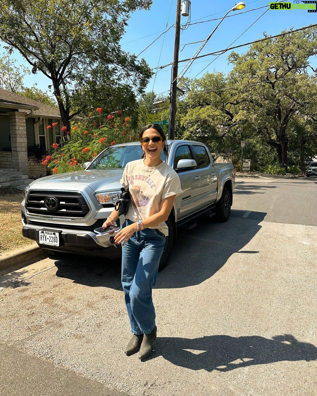 Natalee Linez - 2.5K Likes - my bucket list is v proud of this weekend 🤠