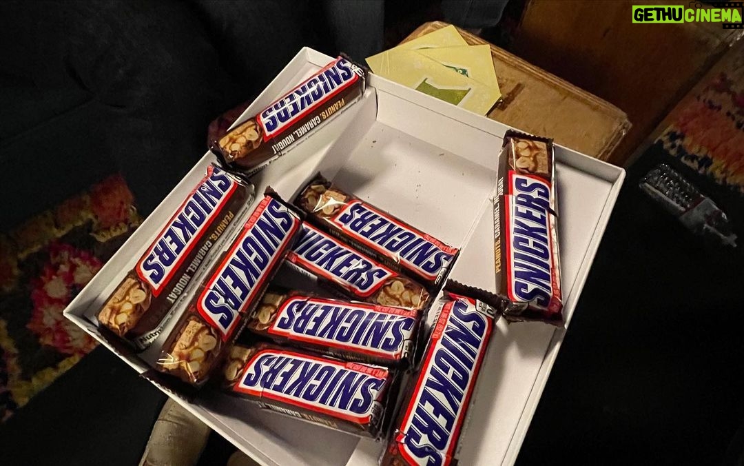 Natalee Linez Instagram - I don’t like this game @snickers