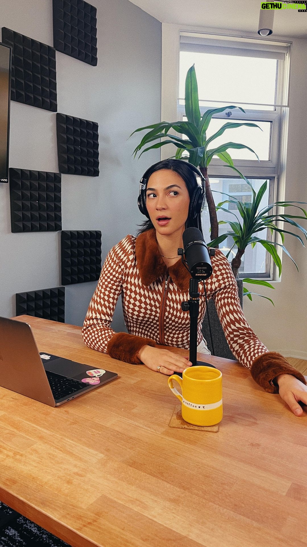Natalee Linez Instagram - Ground Up with Natalee launches tomorrow 1/11. Anywhere and everywhere you get podcasts. 🎙️ I’ve been wanting to start a podcast for some time now and finally just took action and did the damn thing! I hope you enjoy it.