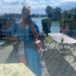 Natalia Germani Instagram - Údržba po letnej sezóne sa u nás volá odteraz @limpio.sk Išla som touto cestou prvýkrát, vždy som mala pocit, že si viem všetko spraviť a upratať sama, ale veru neviem. Na niektoré veci je holt, dobré si zavolať občas aj pomoc. Chalani z Limpio sa zaoberajú hĺbkovým čistením ako takým, exteriér aj interiér. My sme robili prvýkrát tepovanie 2 kobercov, matracov a kompletnú údržbu všetkých okien, vonkajších roliet a okolitej fasády. U nás sú najväčším problémom výškové rozdiely každého okna a keďže bývame pri vode, pavučiny. A my ich oddnes nemáme ľudia, nikde! Uvidíme ako dlho, ale pocit čistoty a vône pri príchode domov po 2 dňoch skvele odvedenej práce od chalanov bol naozaj na nezaplatenie. Najviac odporúčam. Odbremente sa občas a kým vám chalani všetko vyčistia, dovoľte si tú jednu kávu s úsmevom. Oni totiž s úsmevom pracovali nonstop a to je najviac. Keď dobre odvedená práca ešte aj baví. Ďakujem, bol to najlepší nápad a za odporúčanie ďakujem mojej @oravcova_interiordesign 🙏🏻