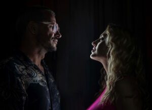 Natalia Germani Instagram - NATÁLIA GERMÁNI & MARTIN VALIHORA 
📷 @hatasovalenka 
@natalagermani  @martinvalihora 
@jejitelo 

#love 
#nataliagermani 
#lights 
#portrety