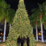 Natalia Streignard Instagram - Feliz Navidad ... y muchisimas felicidades para este año que esta por venir... que el 2021 venga cargado de cosas lindas y de mucha salud para poder disfrutarlas.... desde Miami les envia toda mi familia muchas felicidades!!!!❤️❤️❤️