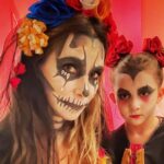 Natalia Streignard Instagram - Nuestro halloween encuarenteneados.... al mal tiempo buena cara y aqui la pasamos con los vecinos BUENISIMO!!!