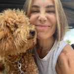 Natalia Streignard Instagram - Y este peludo que hago????????!! Me come todo… rompe todo… se hace pipí de la emoción! Ay no te go otro bebe en casa jajajajjajajajjj lo amo!❤️❤️❤️❤️❤️