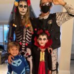 Natalia Streignard Instagram - Nuestro halloween encuarenteneados.... al mal tiempo buena cara y aqui la pasamos con los vecinos BUENISIMO!!!
