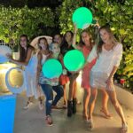 Natalia Streignard Instagram – Pasando rico con mis amiguitas! ❤️❤️❤️Parezco la giganta jaajajajjaj🤷‍♀️