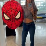 Natalia Streignard Instagram - Hola por aqui reportandome, ya hoy NEGATIVA al fin….! 6 dias estuve con Covid… y en el@encierro aproveche y le hice la piñata a Gianni! Al menos la cuarentena fue fructífera… jajajajjajajaj que tal? Hoy cumple 5 mi bambam..!!! Puro love ❤️❤️❤️❤️❤️❤️❤️❤️❤️❤️❤️